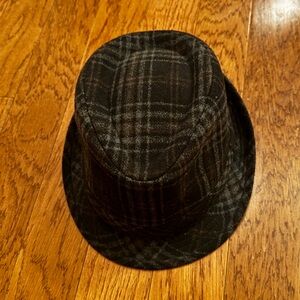 Plaid Black and Gray Men's Hat